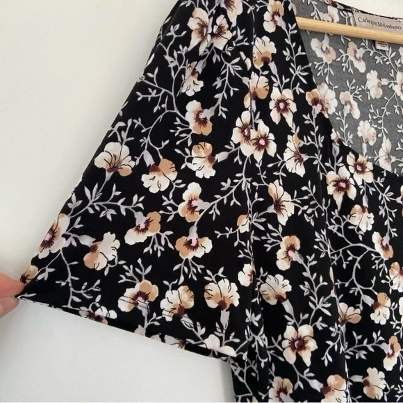CATHERINE MALANDRINO BLACK/WHITE/BEIGE FLORAL JERSEY SHORT SLEEVED TOP, X-LARGE - Picture 5 of 9